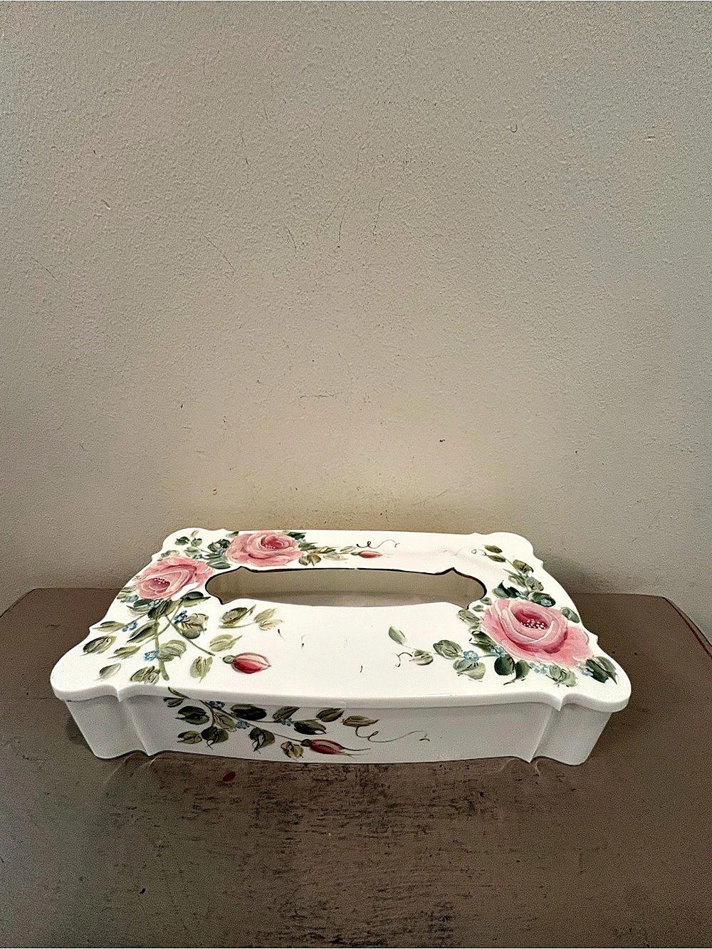 VTG Schwartz Bros Plastic Rectangle Tissue Box With Floral Design